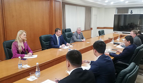 Belarus, Uzbekistan discuss promising projects in manufacturing