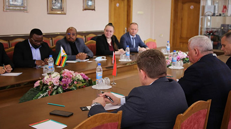 Zimbabwe shows interest in new supplies of Belarusian machinery