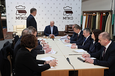 Lukashenko wants Belarus’ leather industry to use domestic raw materials