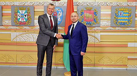 Belarus ready to sell more agricultural machines, automobiles to Kazakhstan