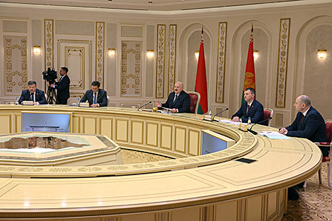 Lukashenko: Belarus, Russia can become almost fully independent of imports