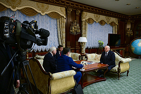 Lukashenko proposes to open Belarusian trading house in Nizhny Novgorod Oblast