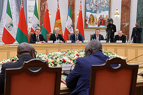 Belarus ready to sell harvesters, tractors, TV sets, industrial goods to Africa