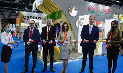 Belarusian companies sign contracts with buyers from 20 countries at Gulfood in Dubai