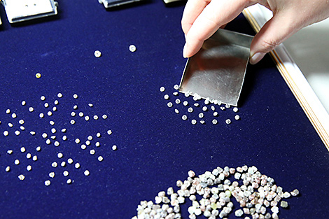 Belarus invites Russia’s Magadan Oblast to set up jewelry joint venture