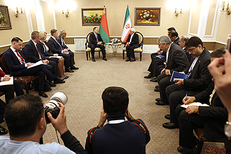 PM: Belarus hopes to produce machinery in Iran