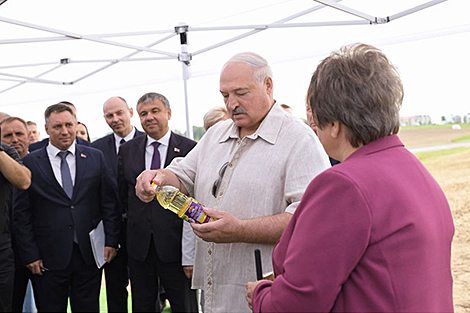 Lukashenko highlights health benefits of rapeseed oil
