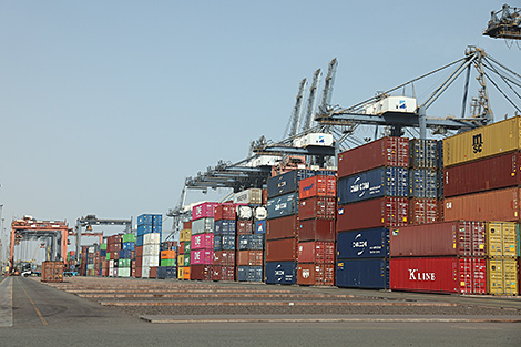 Belarus hopes to use SOHAR port and freezone for joint projects with Oman
