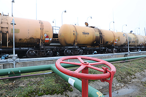 Belarus buys second batch of U.S. oil