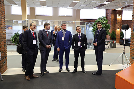 Swiss companies interested in advances in AI in Belarus’ Hi-Tech Park