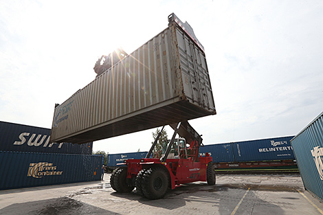 Container shipment of Belarusian products to China 1.7 times up in 2020