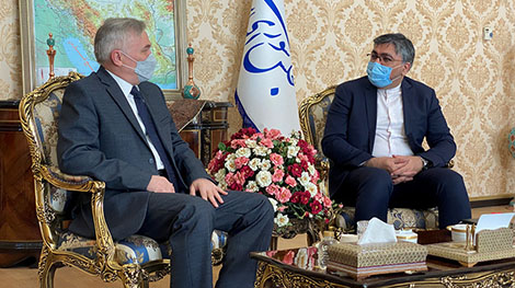 Belarus’ ambassador, Iranian MP discuss economic contacts