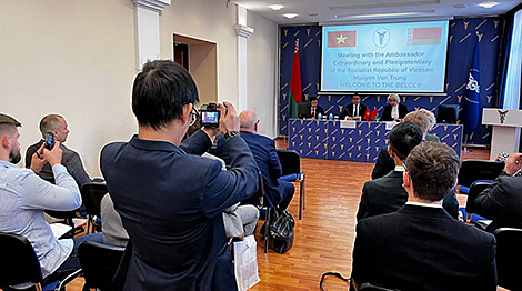 Vietnam interested in advancing cooperation with Belarus