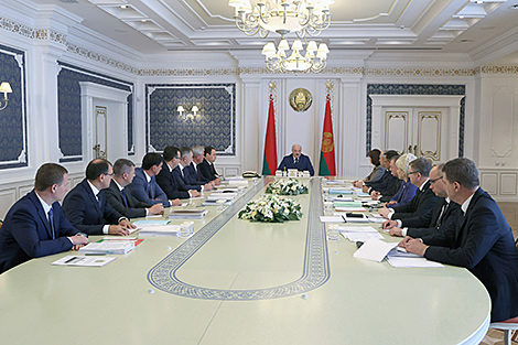 Lukashenko orders to put to rights work of small businesses