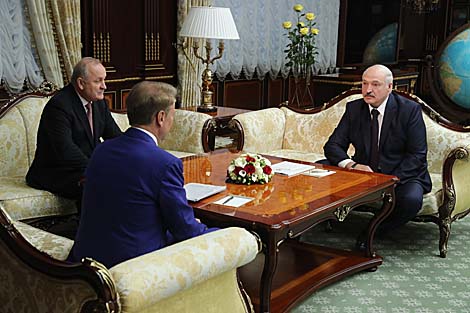 Lukashenko satisfied with Sberbank’s work in Belarus