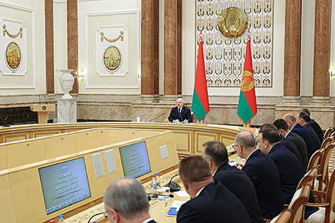 Lukashenko to ambassadors: ‘Military mobilization’ is needed to hold the country’s economy
