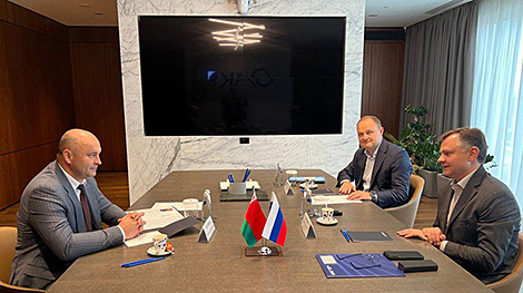 Belarusian ambassador discusses manufacturing cooperation with Russian aircraft producer