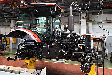 Belarus, Russia’s Chelyabinsk Oblast eager to start assembling buses, tractors