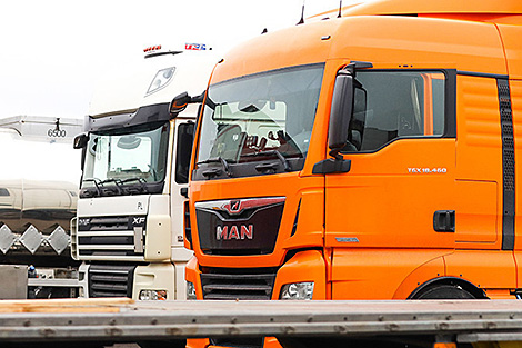 State Border Committee: Truckers who left vehicles in waiting areas can freely leave Belarus