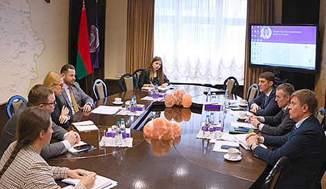 Belarusian Economy Ministry, Saint-Petersburg Currency Exchange discuss cooperation