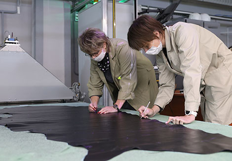 Италия начала покупать белорусскую кожевенную продукцию на БУТБ