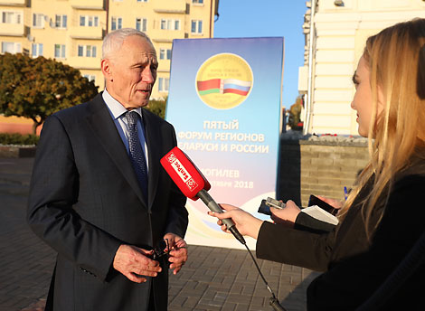 Беларусь и Россия начали продвигаться в отмене роуминга - Рапота