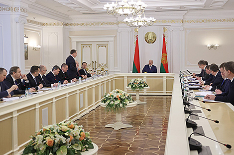 Какие новации в регулировании земельных отношений поддержал Лукашенко. Итоги совещания