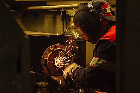 ММЗ будет производить двигатели для вагонов-ресторанов