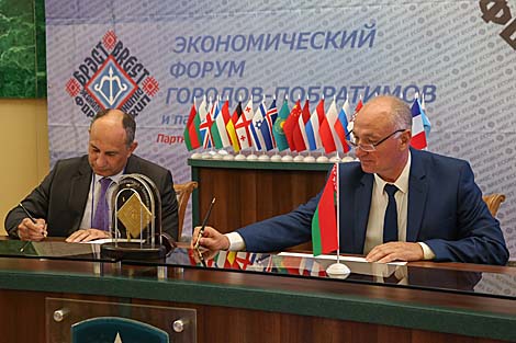 Контракты на сумму более $3 млн заключены на экономическом форуме в Бресте