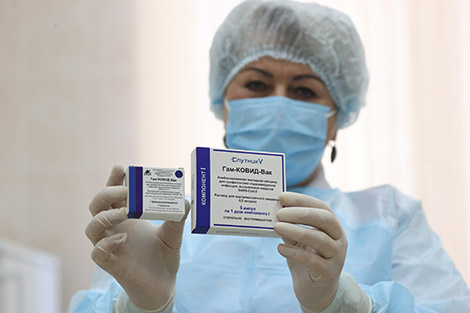 В Беларуси выпустили опытные серии вакцин 