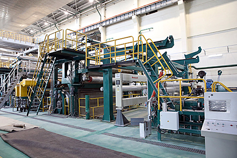 Выпуск картона на заводе в Добруше планируют начать в апреле