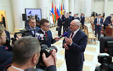 Лукашенко: Беларусь и Россия концептуально договорились по энергоносителям, цены определят в ближайшие дни