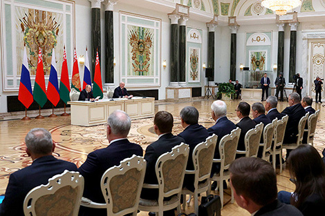 Лукашенко и Путин согласовали все основные параметры в энергетике, в том числе чувствительные