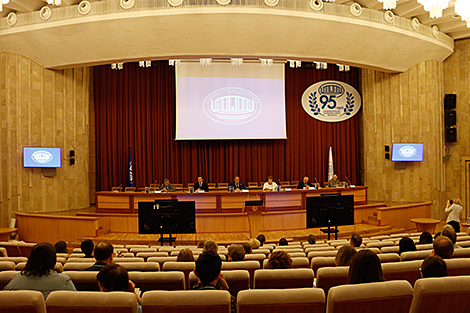 Международная конференция по биотехнологиям открылась в Минске