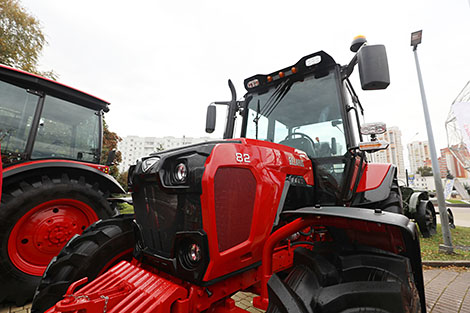 МТЗ презентовал на 