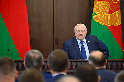 Лукашенко объяснил, почему для сельского хозяйства санкции - это благо