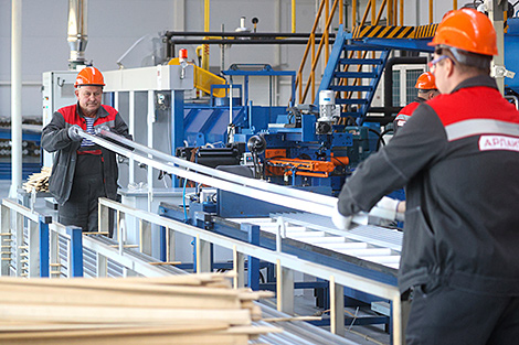 Завод по производству экструдированного алюминиевого профиля заработал под Брестом