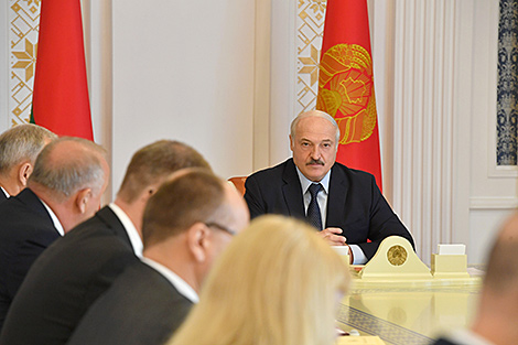 Лукашенко отмечает высокие позиции Беларуси в рейтинге по борьбе с отмыванием денег