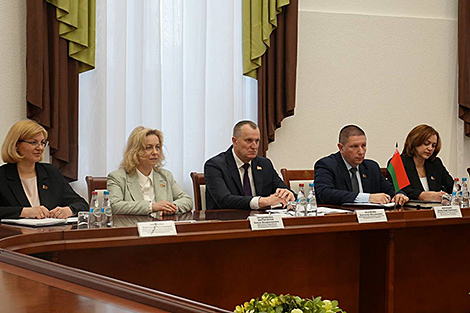 Лифты, сельхозтехника, шины. Могилевская область и Казахстан развивают кооперационные связи