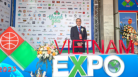 Посол Беларуси на выставке Vietnam Expo обсудил с вьетнамскими бизнес-кругами развитие сотрудничества
