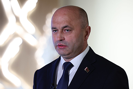 Беларусь рассчитывает шире войти со своими товарами в крупные российские сети