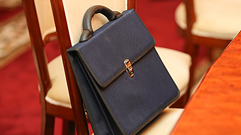 Доля Минска в экспортном портфеле Беларуси составляет по товарам и услугам около 30% и 60% соответственно