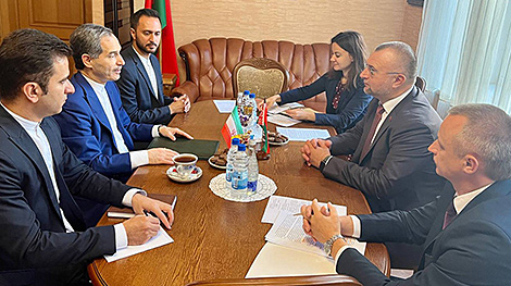 Глава Минсельхозпрода Беларуси и посол Ирана обсудили сотрудничество