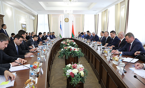 Промкооперация, деревообработка, фармацевтика. Головченко наметил направления сотрудничества с Узбекистаном
