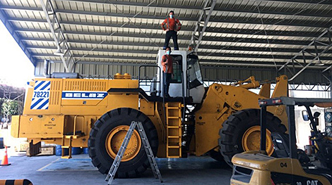 Фронтальные погрузчики БЕЛАЗ отправлены на Филиппины