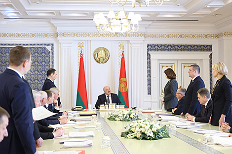 Лукашенко отверг предложения об 