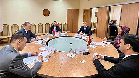 Беларусь и Оман обсудили перспективы развития торгово-экономических отношений
