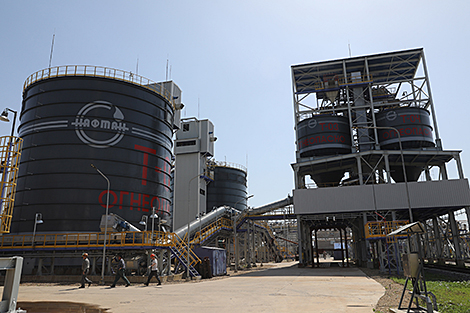 Вторая партия американской нефти начала поступать на 