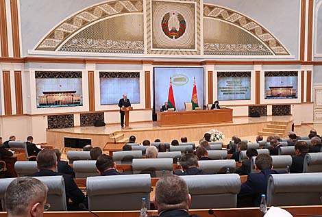 Лукашенко о приватизации: мы готовы продавать, но вопрос в цене и будущем работников