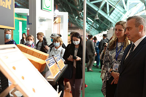 Более 50 компаний из 5 стран принимает участие в выставке 